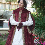 Trystan in 1580s gown