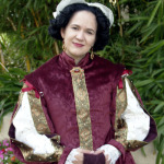 Trystan in 1580s gown