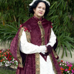 Trystan in 1580s gown