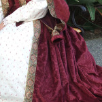 Trystan in 1580s gown