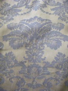Leonard's suit fabric Leonard's suit fabric