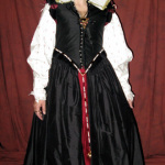 batrebato-gown Bat rebato worn with 16th-c. outfit at CC27
